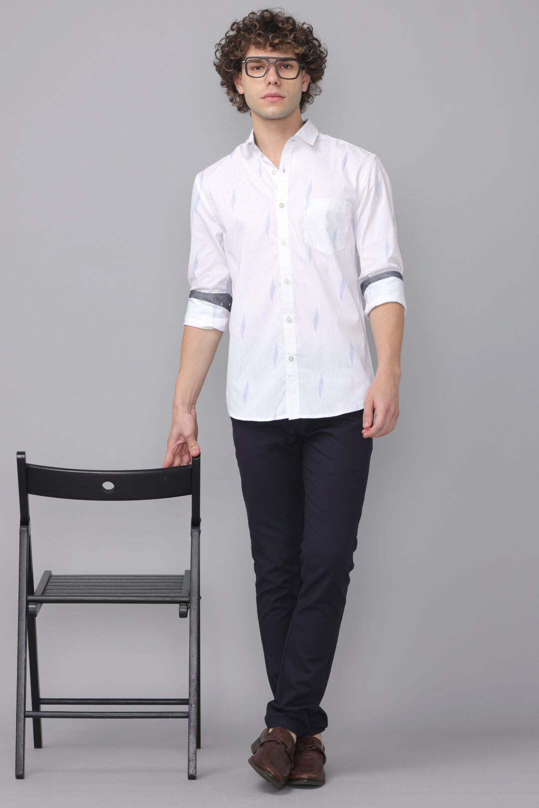 Antique White Frosty Blossom Silent Blue Print Shirt01