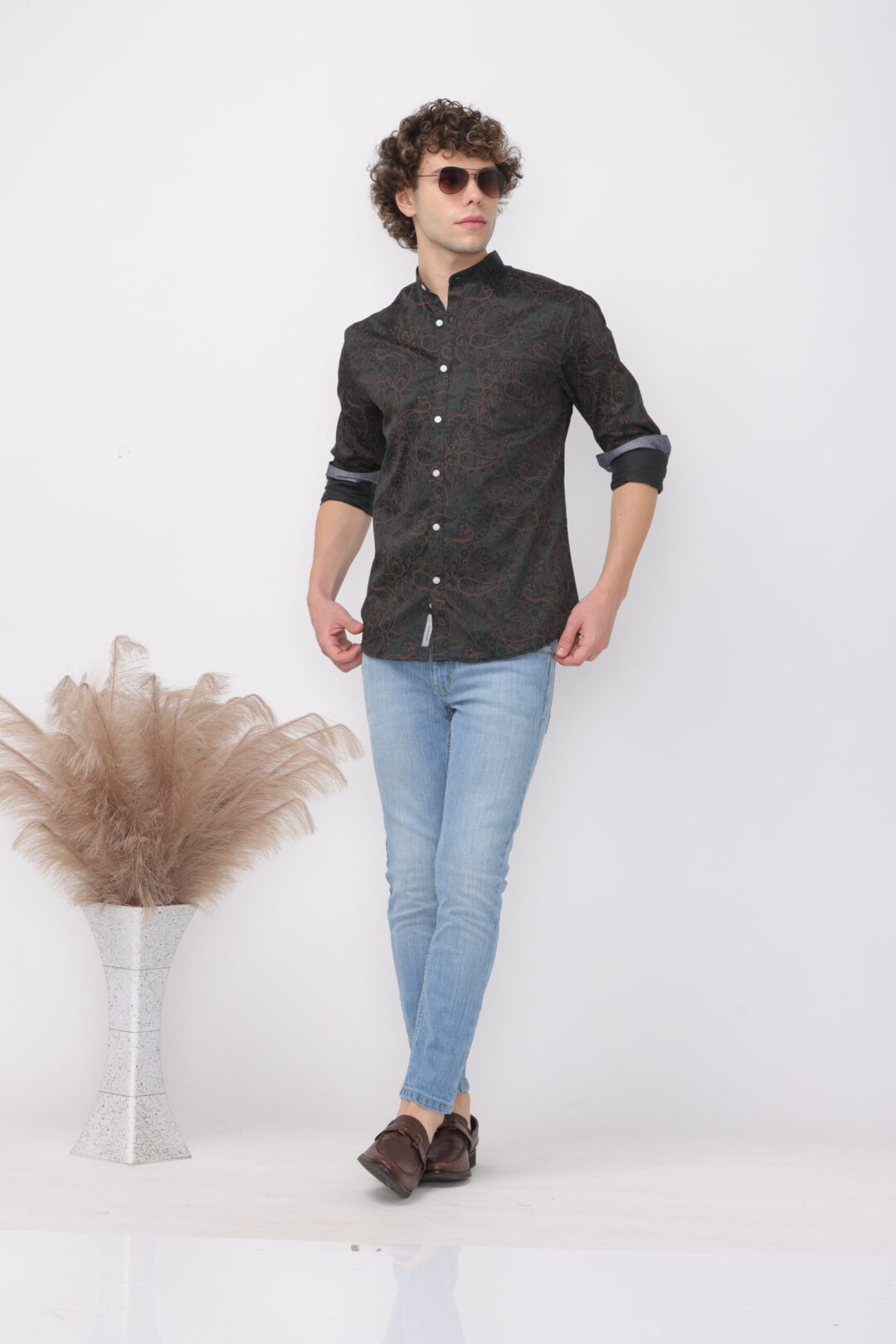 Hunter Green Mandrid Collar Umber Print