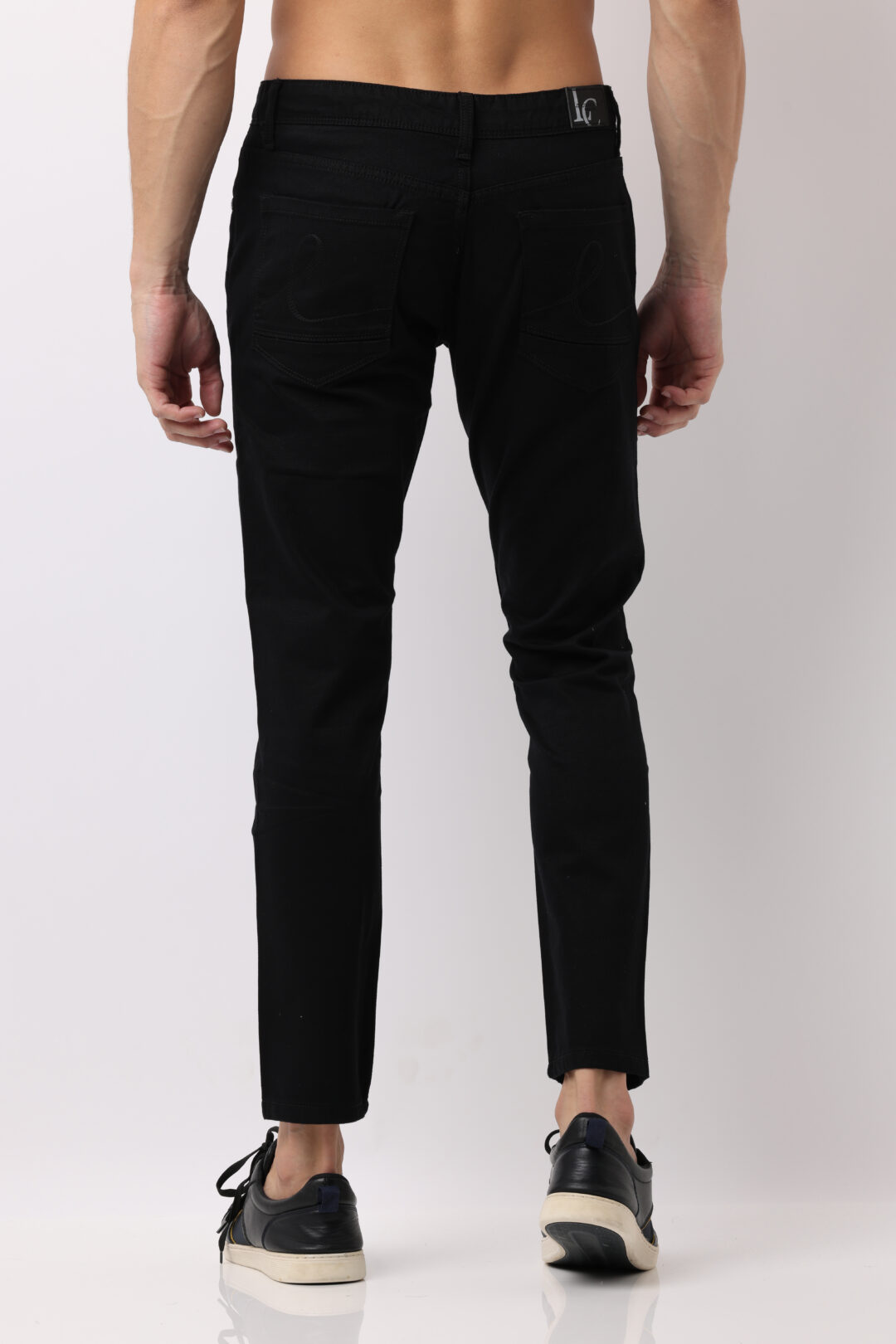 Reactive Black Ankle Fit Jeans